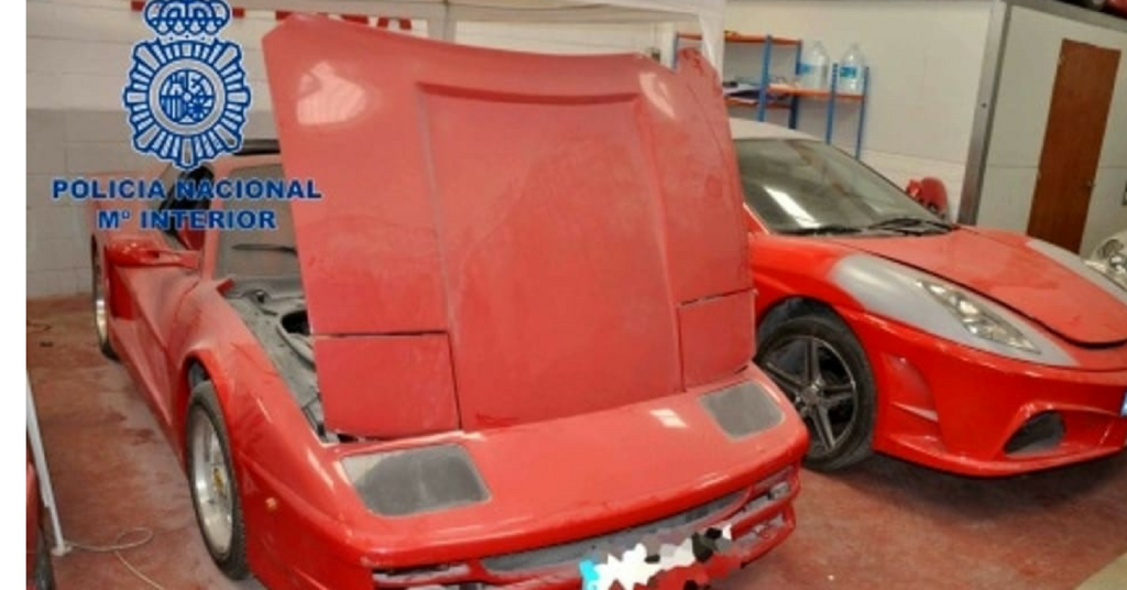 Ferrari false vendute a 40mila euro