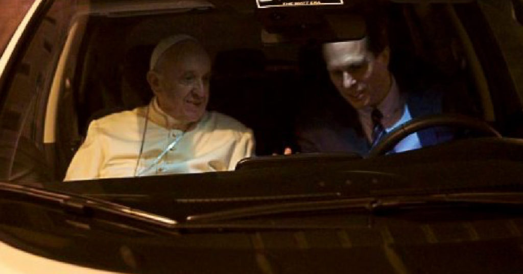 Altro che papamobile: ecco la Nissan Leaf di Papa Francesco