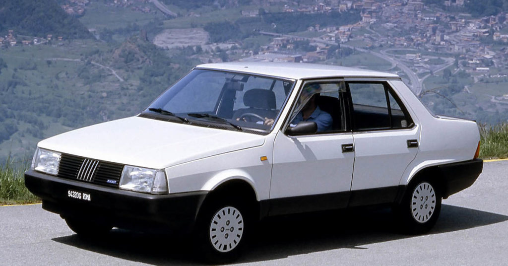 Foggia, rubata ad un anziano una Fiat Regata del 1986