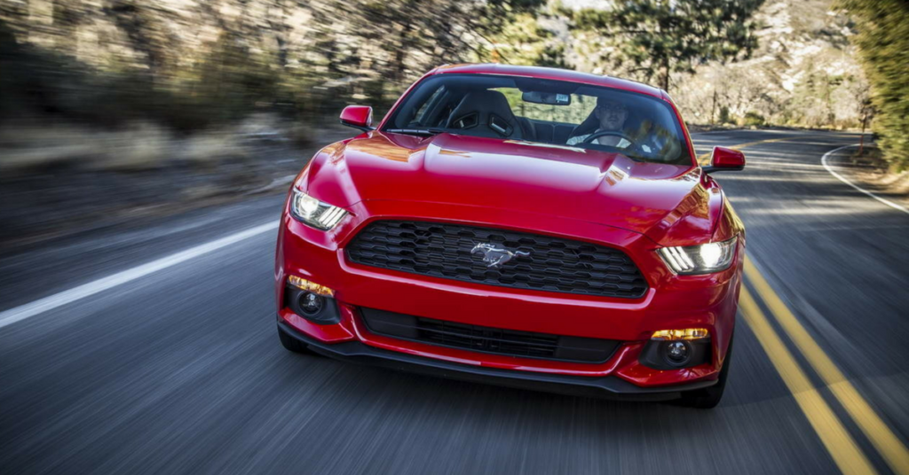 Ford Mustang: l’auto sportiva più venduta al mondo