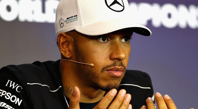 F1, Hamilton sostituisce il cambio: penalità di 5 posti in griglia