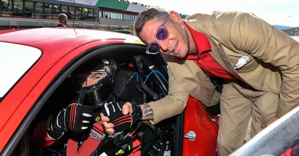 Lapo Elkann, la dichiarazione esplosiva: “Adesso voglio fare il pilota di Ferrari”