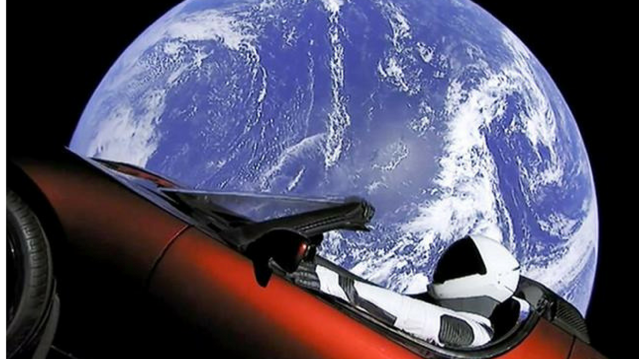 Una Tesla Roadster nello Spazio: la straordinaria impresa di Elon Musk