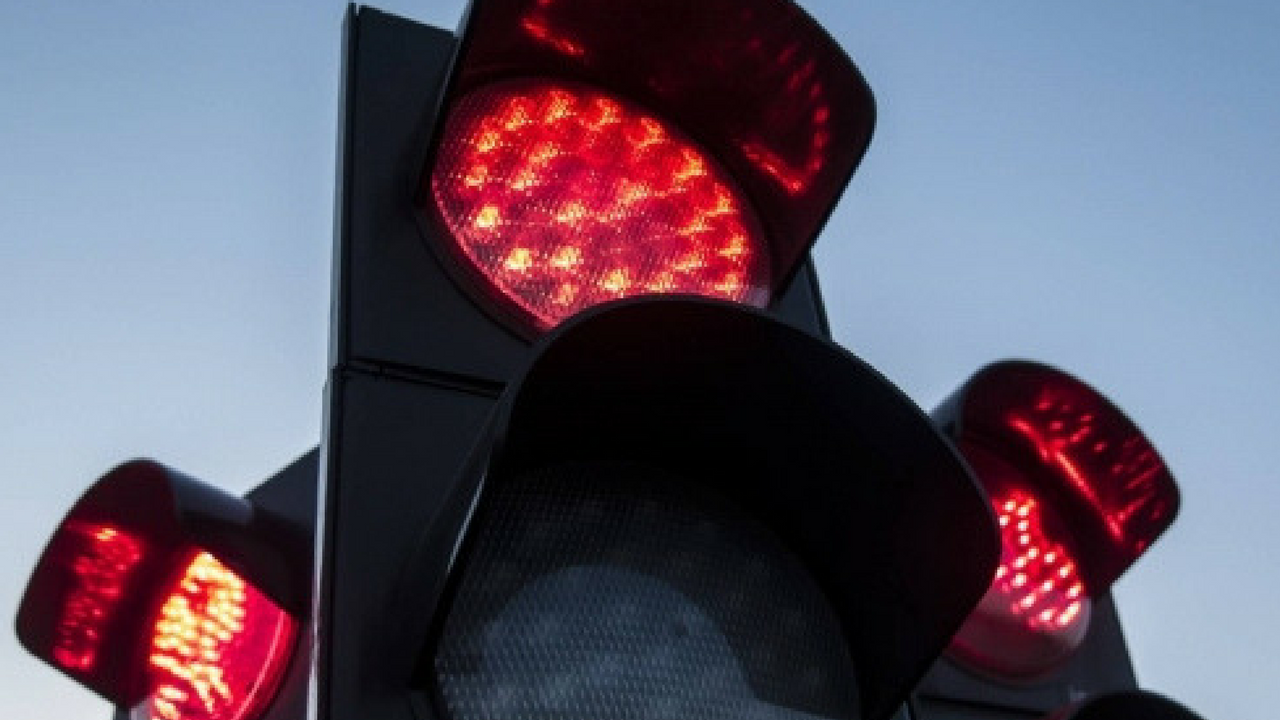 Semafori autovelox sempre più diffusi, ma il Ministero dei Trasporti dice no