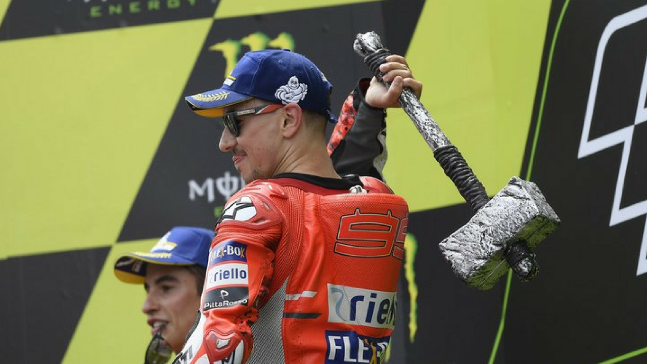 Lorenzo finalmente felice: “È la Ducati più competitiva della storia”