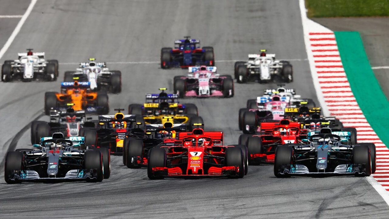 F1, folle gara a Spielberg: Verstappen davanti Raikkonen e Vettel, doppio ritiro Mercedes