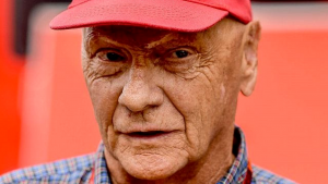 F1, Niki Lauda in gravi condizioni: trapianto di polmoni per il campione