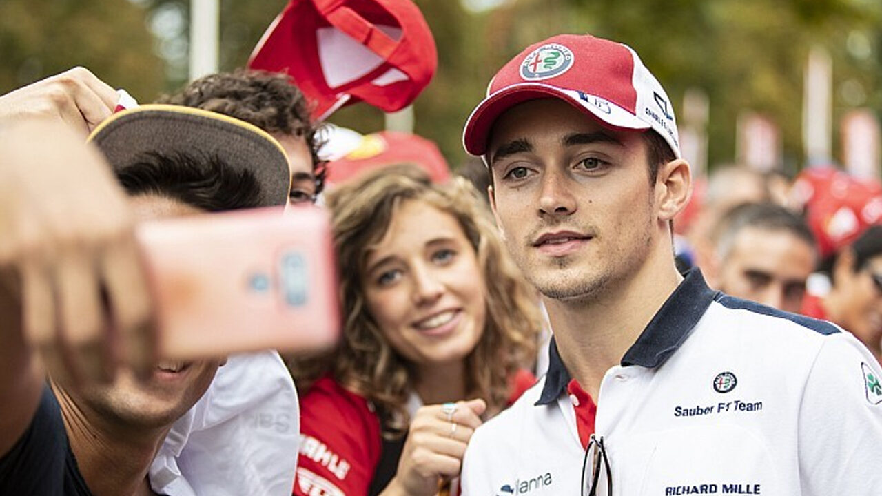 Mercato piloti, Charles Leclerc in Ferrari: Kimi Raikkonen sarebbe già stato scaricato