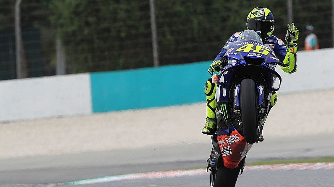 MotoGP, Sepang: Marquez il più veloce sotto la pioggia, Valentino centra la prima fila