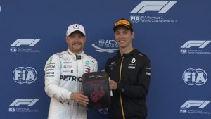 F1, Baku: pole a sorpresa di Bottas, si mette dietro Hamilton e Vettel, Leclerc a muro
