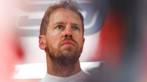 Vettel alza bandiera bianca: “La Ferrari non è abbastanza forte per competere con la Mercedes”