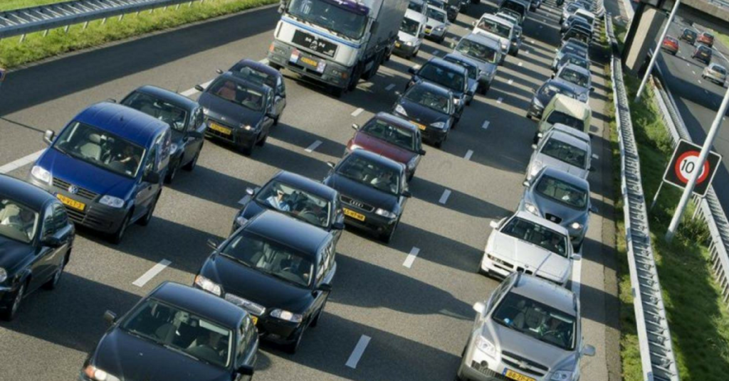Traffico esagerato in Olanda: soldi per non usare l’auto