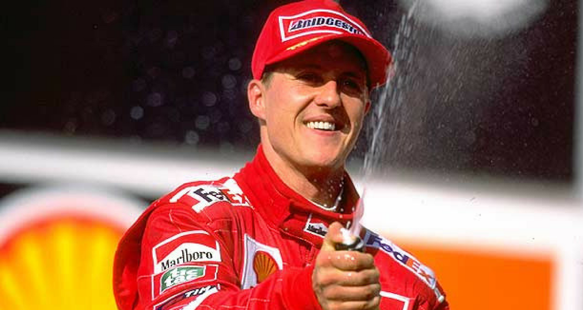 Schumacher compie 49 anni, la Ferrari: “I nostri pensieri sono con te”