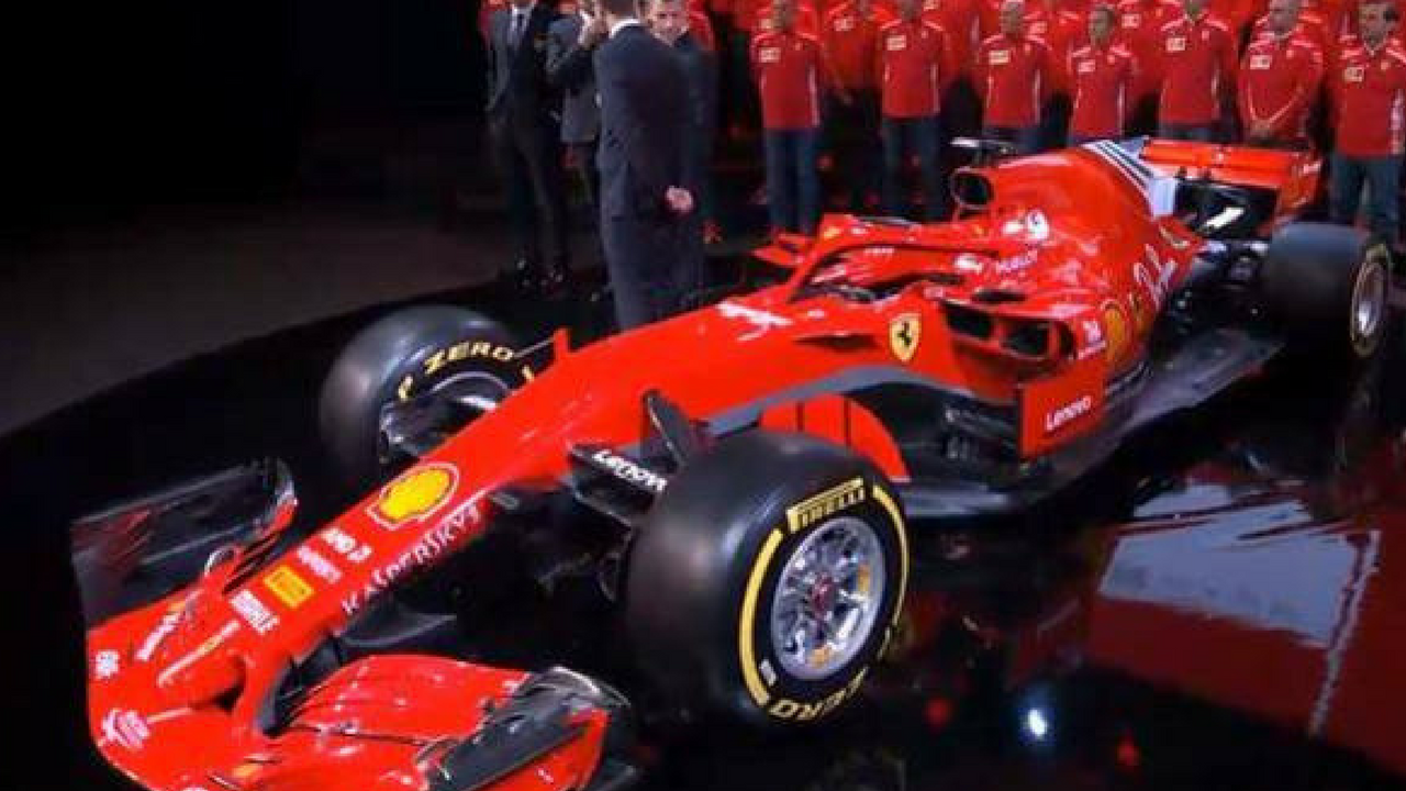 Formula Uno, svelata la nuova Ferrari: la SF71H progettata per riportare il titolo a Maranello