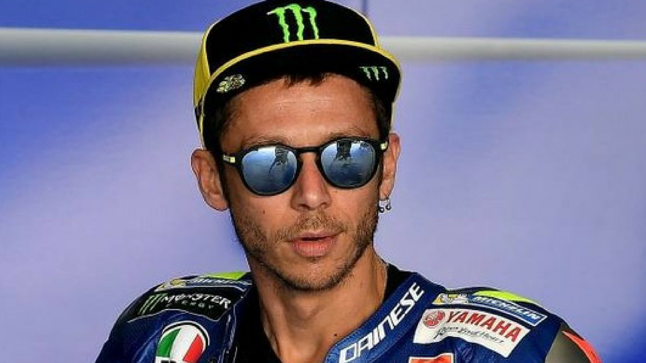 MotoGp, Valentino Rossi svela il suo futuro: “Correrò altri due anni”