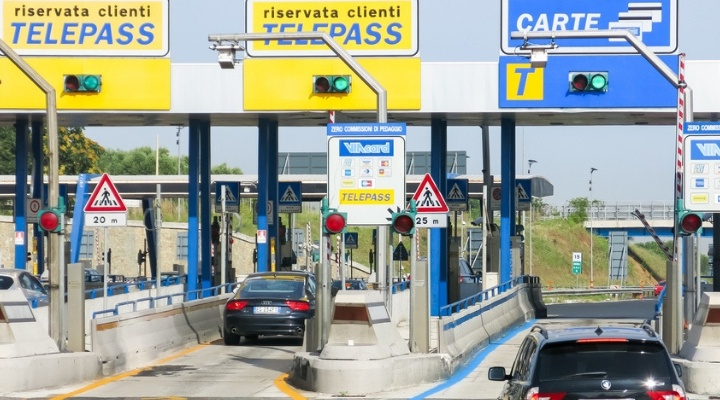 Autostrade per l’Italia, niente aumenti: tutto bloccato fino a giugno