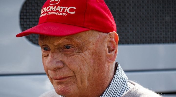 Niki Lauda, il cordoglio Mercedes: “Ha combinato eroismo, umanità e onestà”