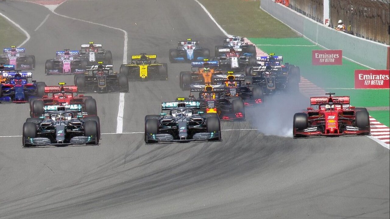 Mercedes cannibale: in Spagna la quinta doppietta consecutiva con Hamilton davanti a Bottas