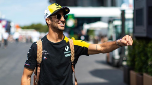 Ricciardo nei guai: l’ex consulente chiede 11 milioni di euro