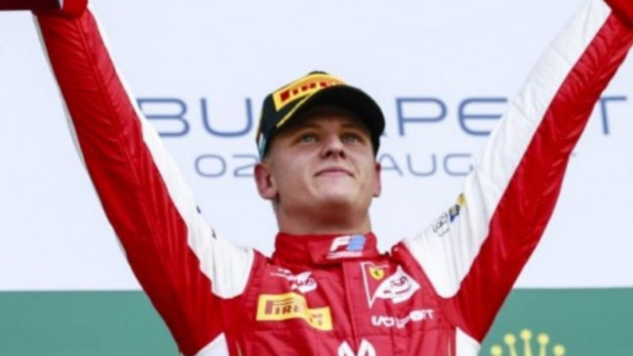 Mick Schumacher, gioia incontenibile: “Grazie alla Ferrari sono migliorato”
