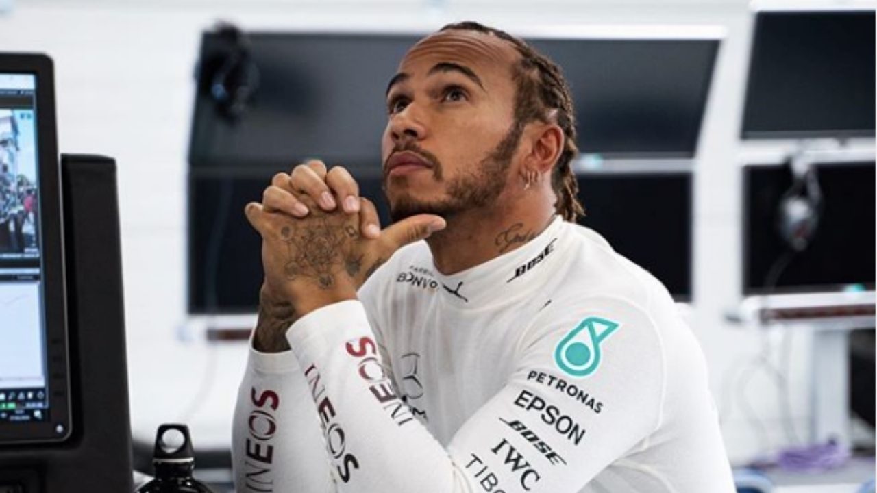 Hamilton si schiera contro il razzismo e rivela: “Sono stato bullizzato”